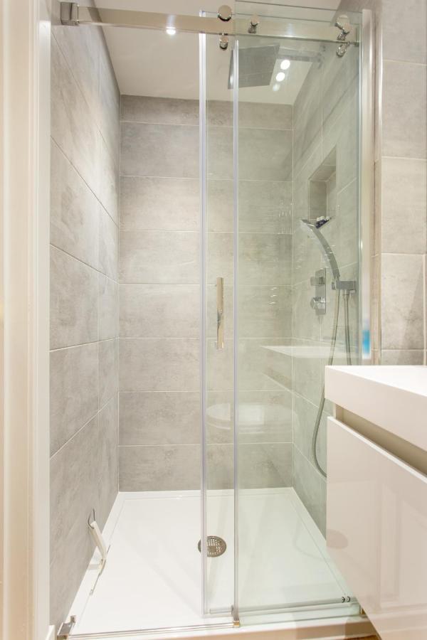 Royal Mile - Old Town Apartment Edinburgh Bagian luar foto